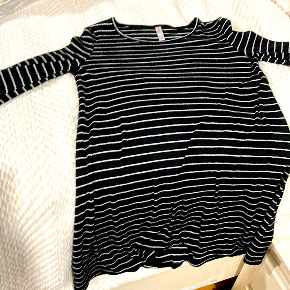 Xhilaration Girls M(7/8) dress silver and black.